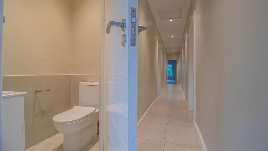 To Let 3 Bedroom Property for Rent in Bishopscourt Western Cape